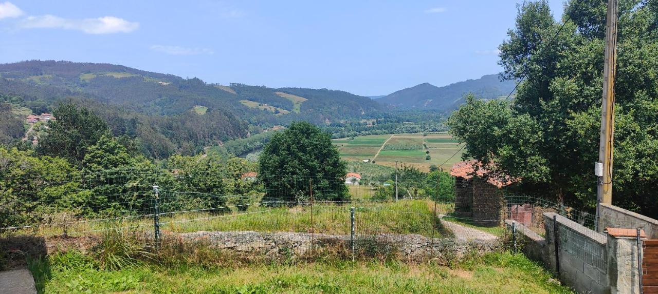 La Casita De Titi Villa Pravia Buitenkant foto