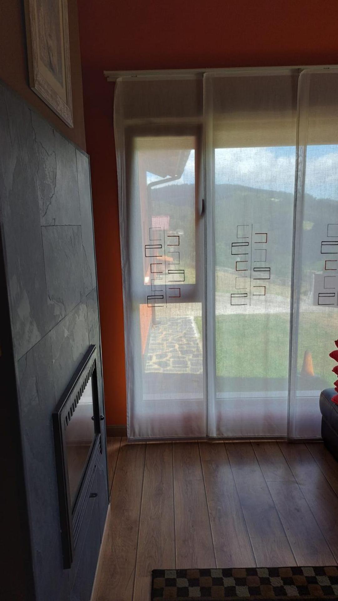 La Casita De Titi Villa Pravia Buitenkant foto